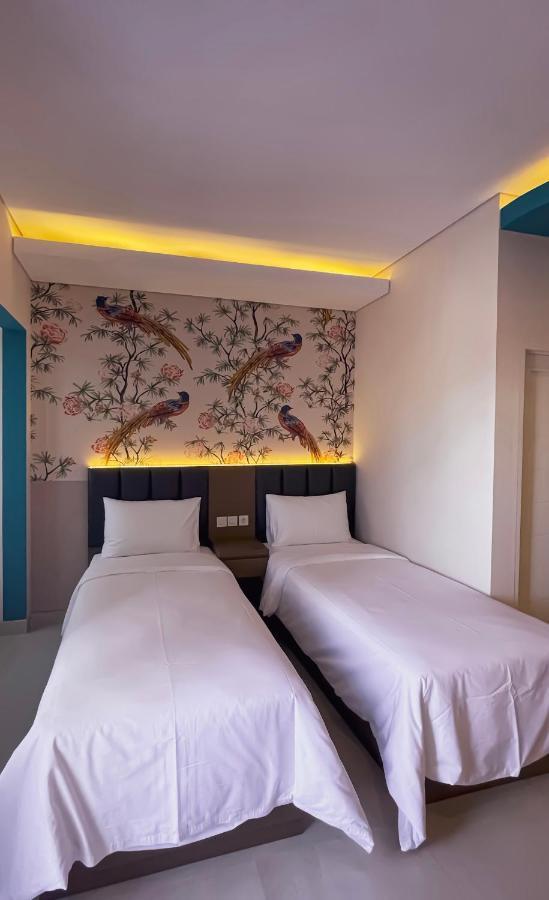 Aj Boutique Hotel Yogyakarta Exterior foto